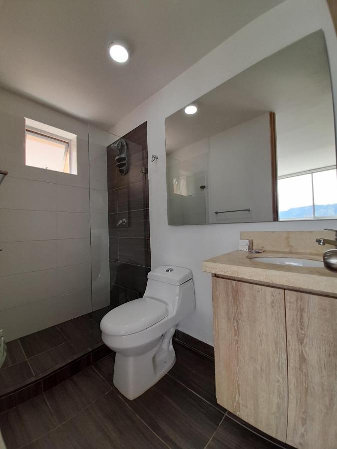 Aparta Estudios Zona 10 Armenia  Exterior photo